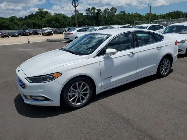 3FA6P0LU8HR409224 2017 FORD FUSION - Image 1