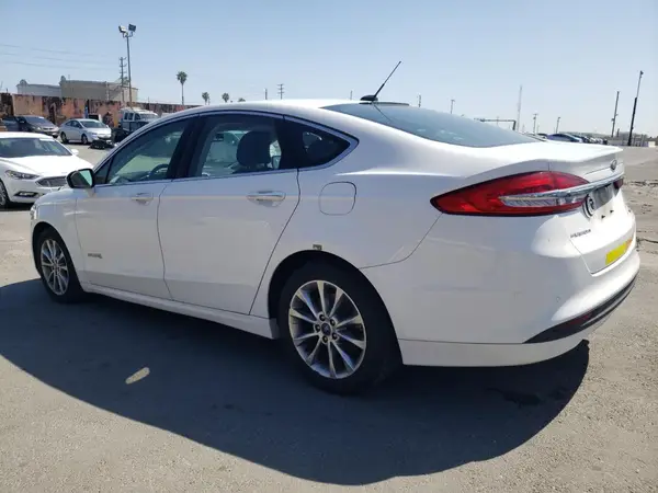 3FA6P0LU8HR409241 2017 FORD FUSION - Image 2
