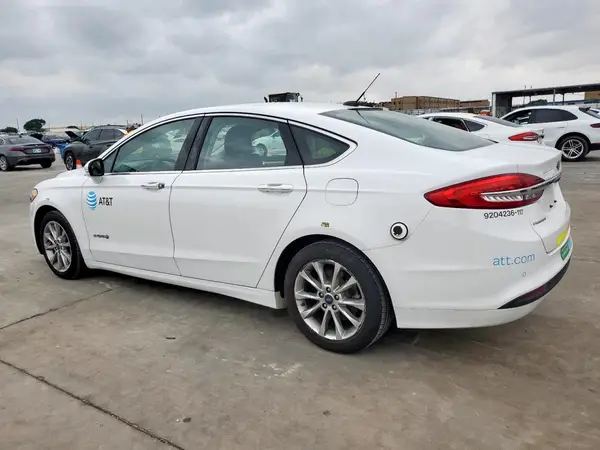 3FA6P0LU8HR409286 2017 FORD FUSION - Image 2