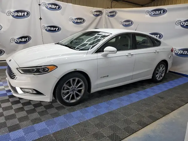 3FA6P0LU8HR409496 2017 FORD FUSION - Image 1
