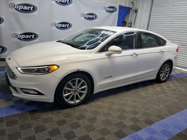 3FA6P0LU8HR409501 2017 FORD FUSION - Image 1