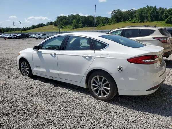 3FA6P0LU8HR409563 2017 FORD FUSION - Image 2
