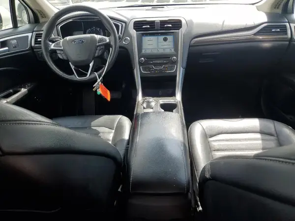 3FA6P0LU8HR409613 2017 FORD FUSION - Image 8