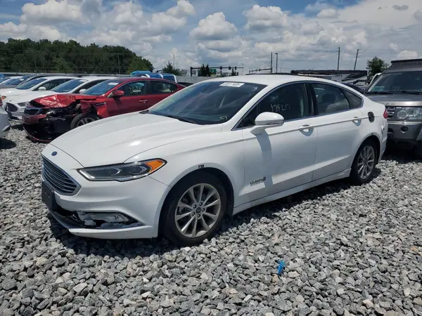 3FA6P0LU8HR409644 2017 FORD FUSION - Image 1