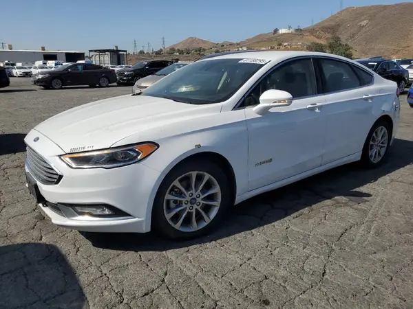 3FA6P0LU8HR409739 2017 FORD FUSION - Image 1