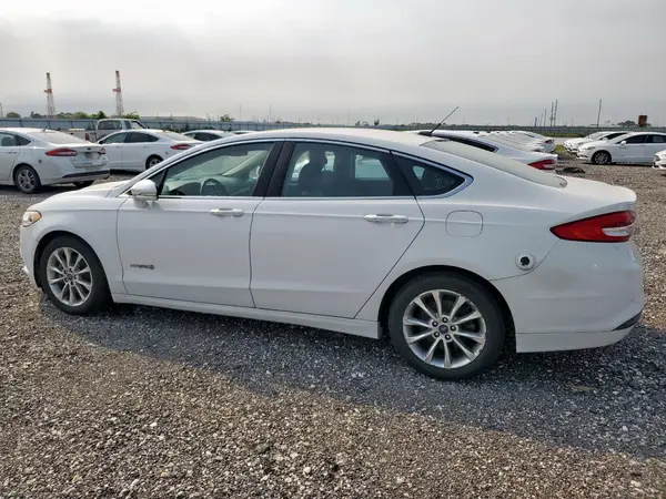 3FA6P0LU8HR410101 2017 FORD FUSION - Image 2