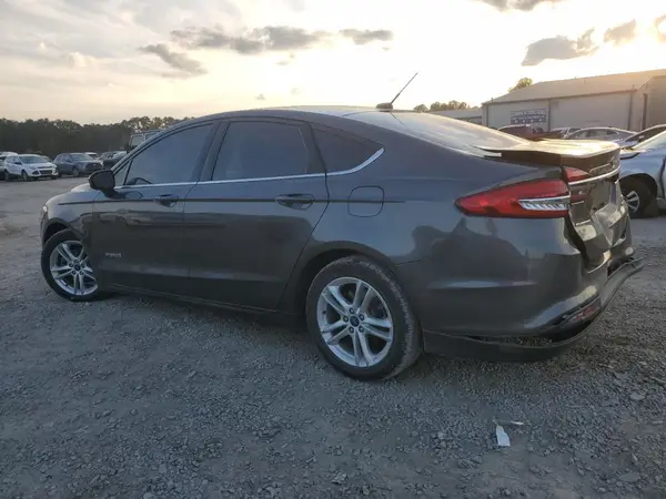 3FA6P0LU8JR101850 2018 FORD FUSION - Image 2