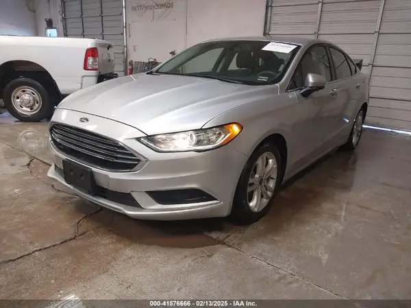 3FA6P0LU8JR102173 2018 FORD FUSION - Image 2