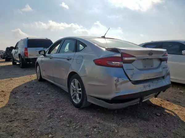 3FA6P0LU8JR115800 2018 FORD FUSION - Image 2