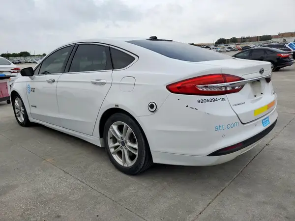 3FA6P0LU8JR118650 2018 FORD FUSION - Image 2