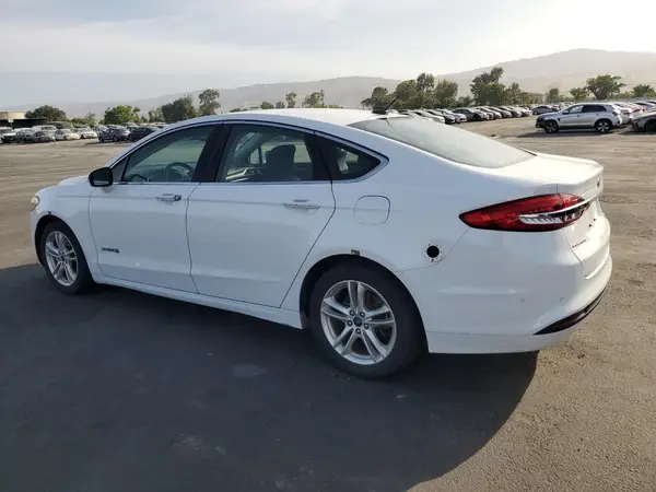 3FA6P0LU8JR118700 2018 FORD FUSION - Image 2