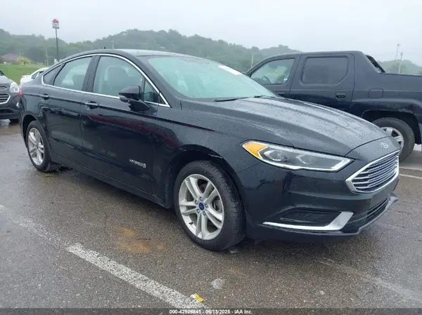 3FA6P0LU8JR119555 2018 FORD FUSION - Image 1