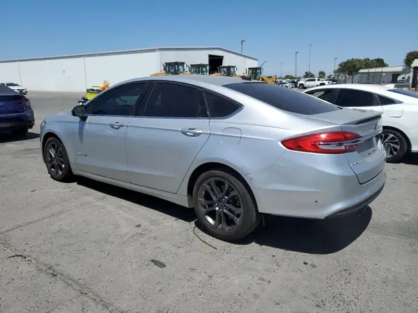 3FA6P0LU8JR124674 2018 FORD FUSION - Image 2