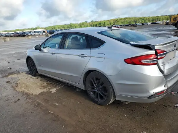 3FA6P0LU8JR128126 2018 FORD FUSION - Image 2