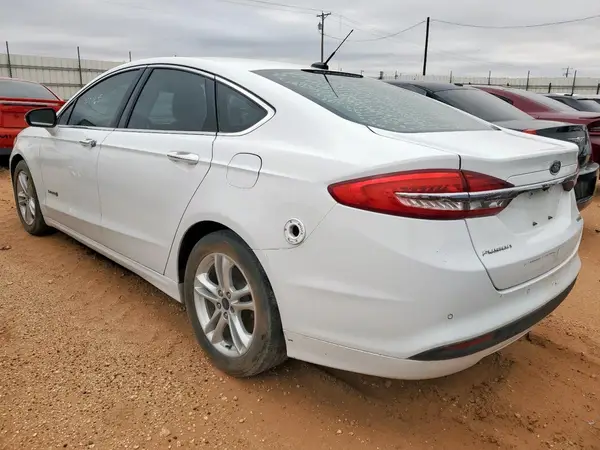 3FA6P0LU8JR129812 2018 FORD FUSION - Image 2