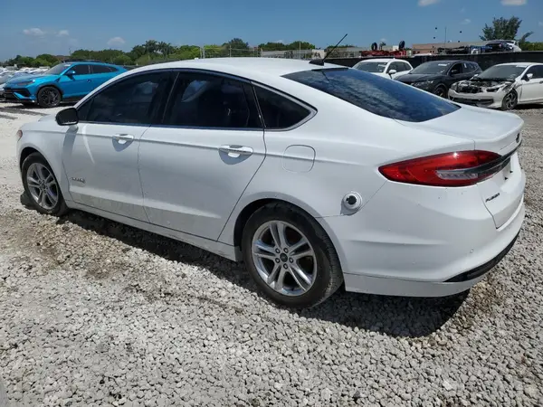 3FA6P0LU8JR129888 2018 FORD FUSION - Image 2