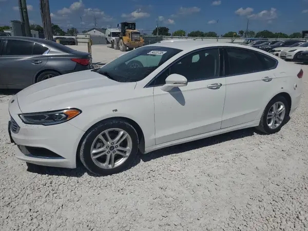 3FA6P0LU8JR129910 2018 FORD FUSION - Image 1