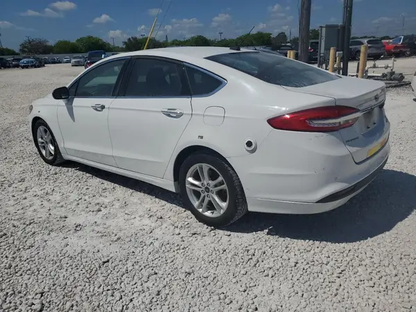 3FA6P0LU8JR129910 2018 FORD FUSION - Image 2
