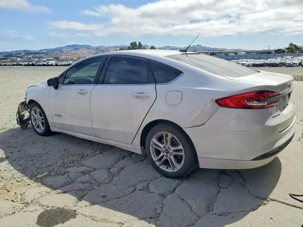 3FA6P0LU8JR133343 2018 FORD FUSION - Image 2