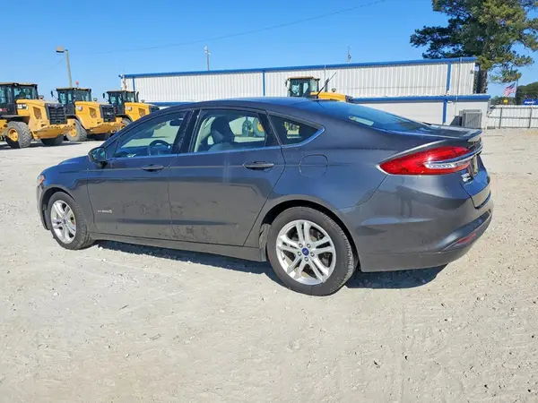 3FA6P0LU8JR138090 2018 FORD FUSION - Image 2