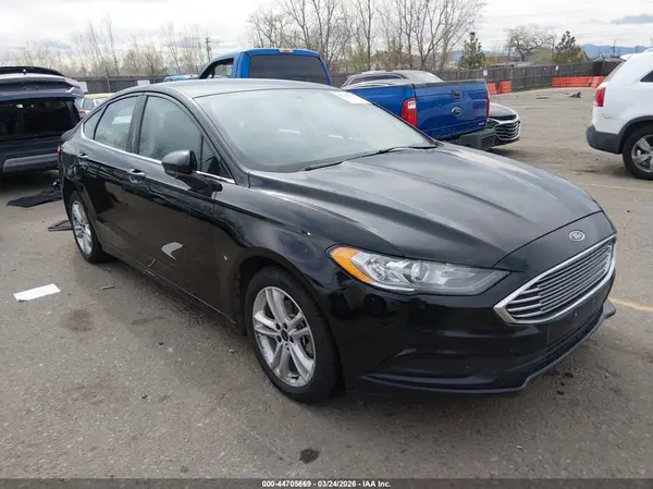 3FA6P0LU8JR140065 2018 FORD FUSION - Image 1