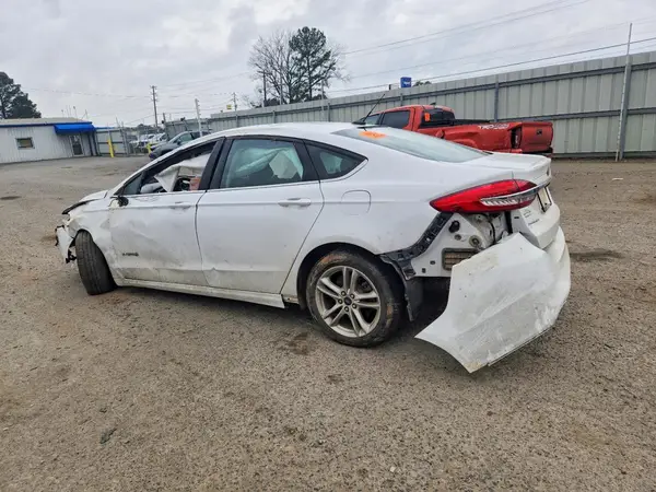 3FA6P0LU8JR140891 2018 FORD FUSION - Image 2