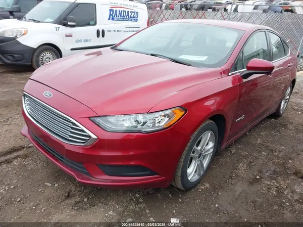 3FA6P0LU8JR141331 2018 FORD FUSION - Image 2