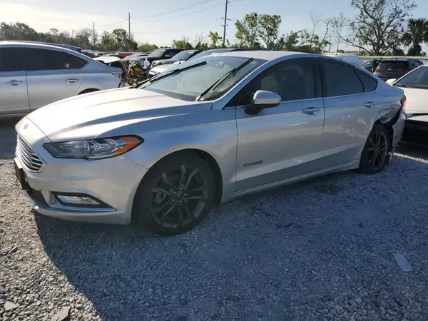 3FA6P0LU8JR148862 2018 FORD FUSION - Image 1