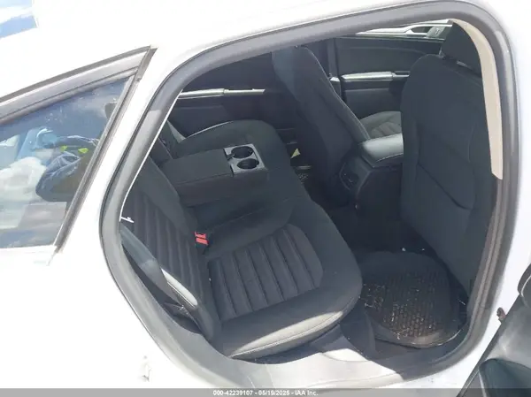 3FA6P0LU8JR151339 2018 FORD FUSION - Image 8