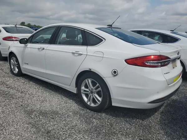3FA6P0LU8JR152460 2018 FORD FUSION - Image 2