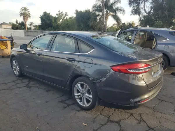 3FA6P0LU8JR156377 2018 FORD FUSION - Image 2