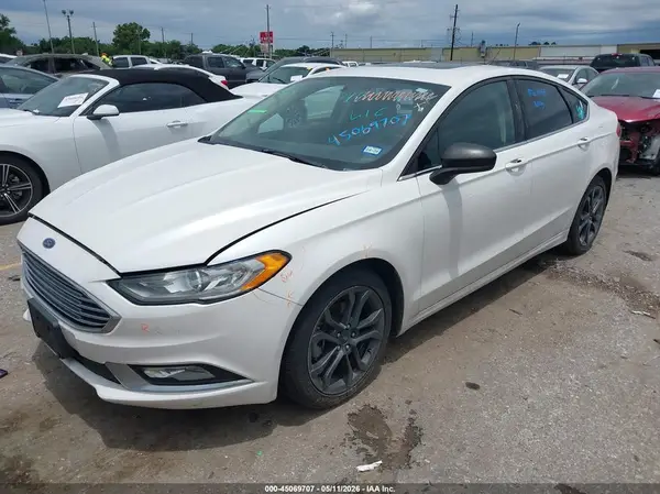3FA6P0LU8JR161613 2018 FORD FUSION - Image 2