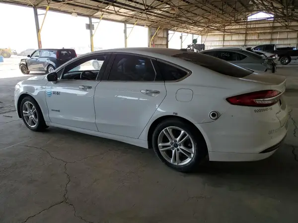 3FA6P0LU8JR171607 2018 FORD FUSION - Image 2