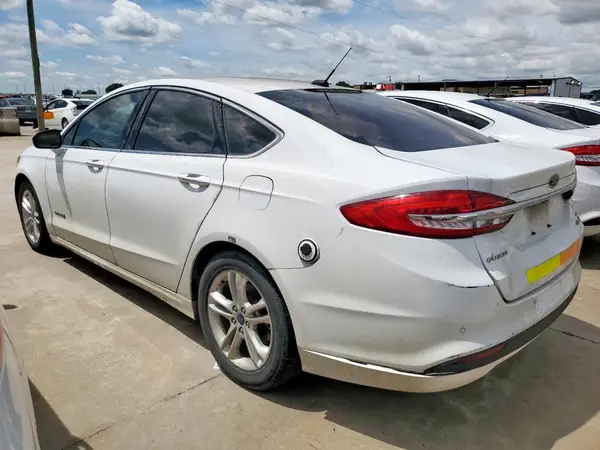3FA6P0LU8JR171655 2018 FORD FUSION - Image 2
