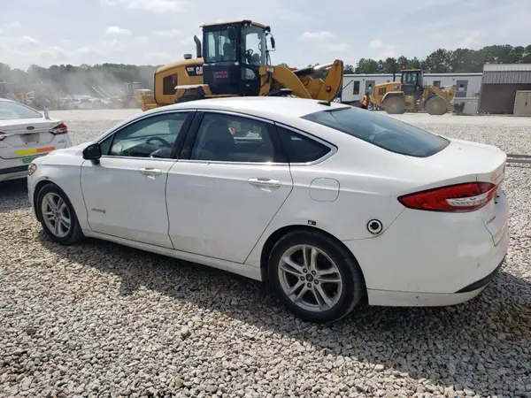3FA6P0LU8JR171753 2018 FORD FUSION - Image 2