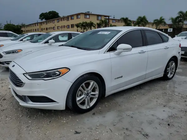 3FA6P0LU8JR171767 2018 FORD FUSION - Image 1