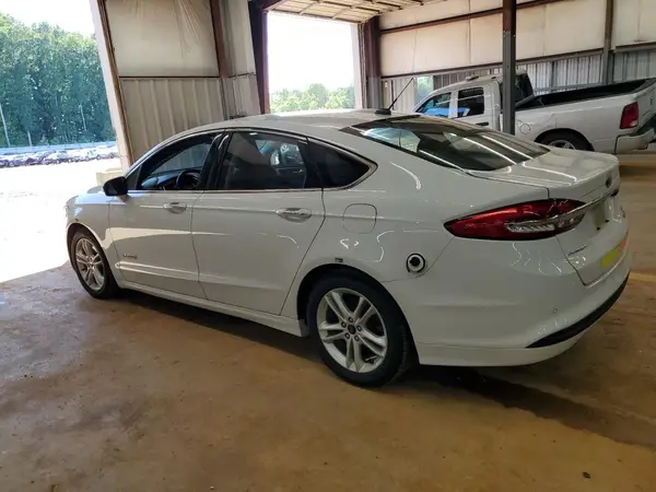 3FA6P0LU8JR172000 2018 FORD FUSION - Image 2