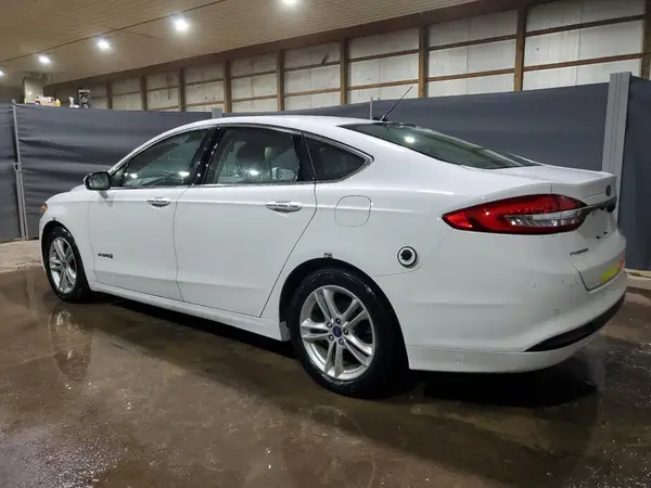 3FA6P0LU8JR172031 2018 FORD FUSION - Image 2