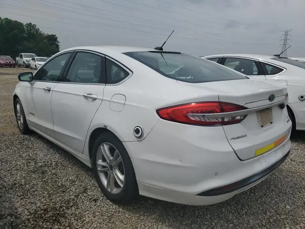 3FA6P0LU8JR172093 2018 FORD FUSION - Image 2