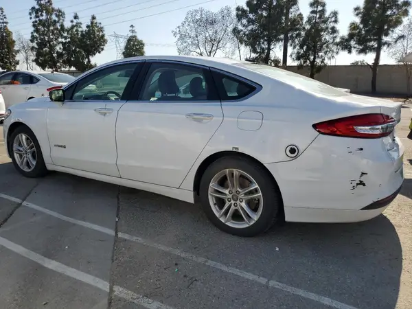 3FA6P0LU8JR172126 2018 FORD FUSION - Image 2