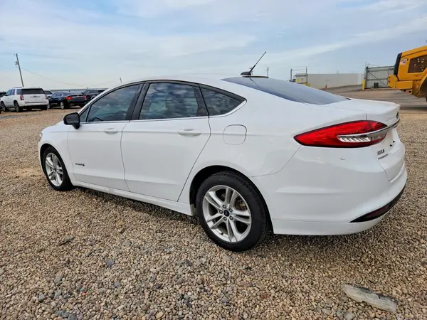 3FA6P0LU8JR173342 2018 FORD FUSION - Image 2