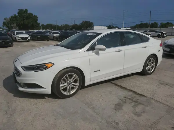 3FA6P0LU8JR178461 2018 FORD FUSION - Image 1