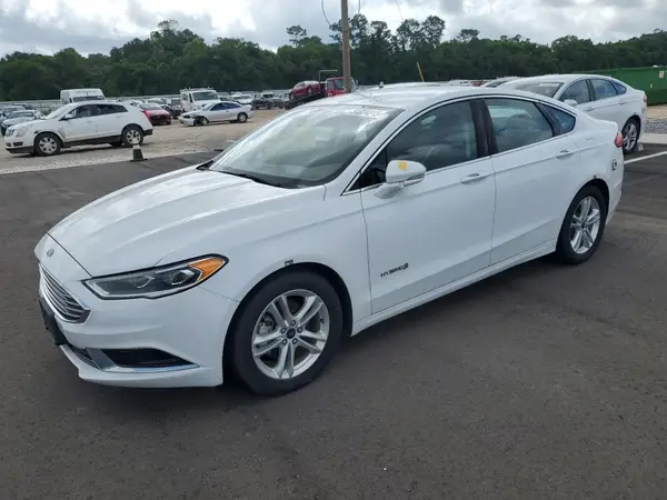 3FA6P0LU8JR178475 2018 FORD FUSION - Image 1