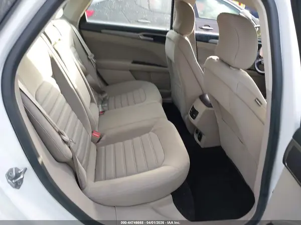 3FA6P0LU8JR179075 2018 FORD FUSION - Image 8