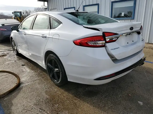 3FA6P0LU8JR181778 2018 FORD FUSION - Image 2