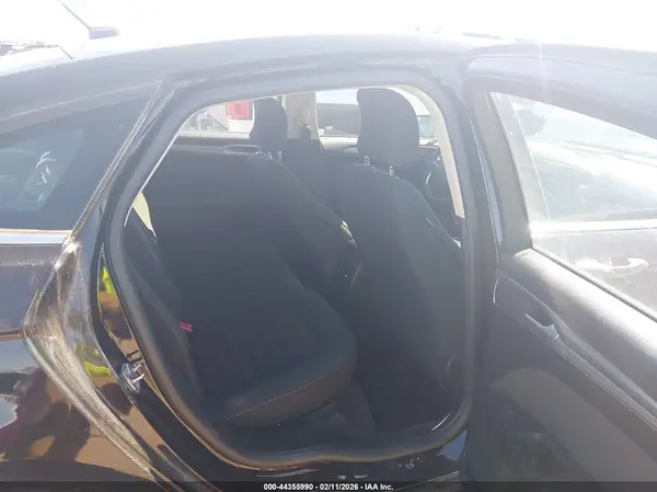 3FA6P0LU8JR186012 2018 FORD FUSION - Image 8