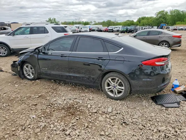 3FA6P0LU8JR194787 2018 FORD FUSION - Image 2