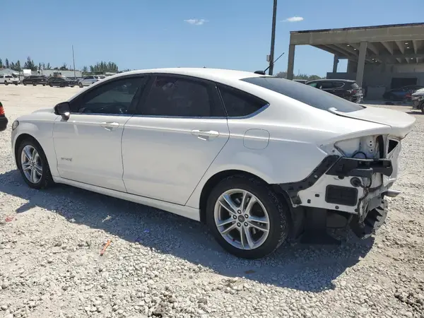3FA6P0LU8JR200894 2018 FORD FUSION - Image 2