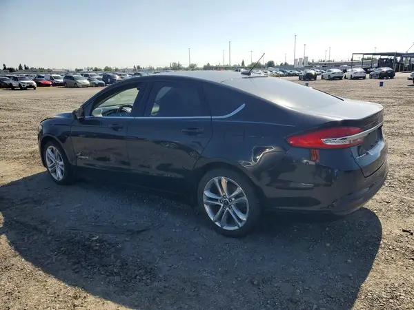 3FA6P0LU8JR205335 2018 FORD FUSION - Image 2