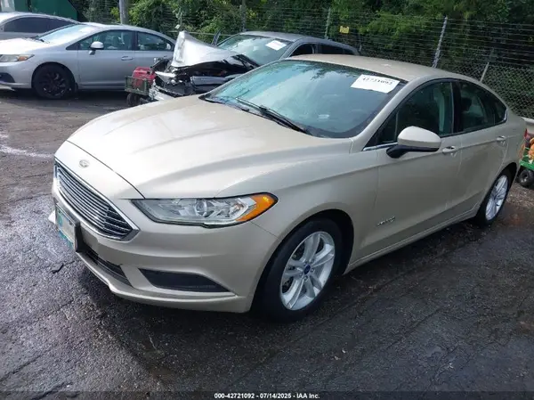3FA6P0LU8JR206601 2018 FORD FUSION - Image 2